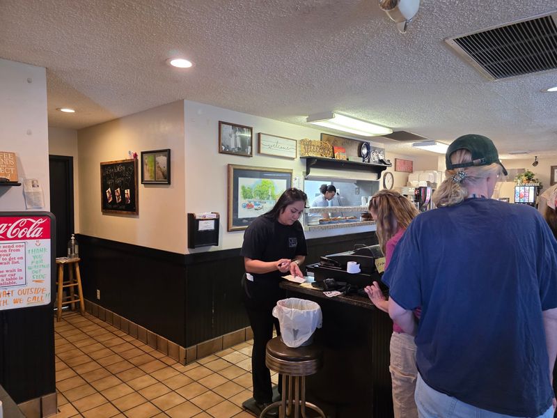 One Signature Scone Fits Several Kinds Of Company