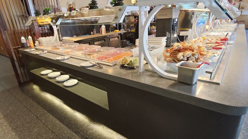 Midvale Puts This Feast Within Easy Reach