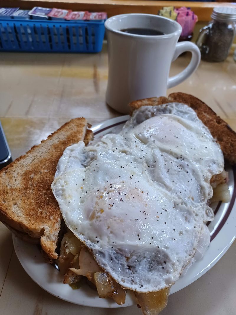 The Chicken Fried Steak That Earns Its Spot On The Plate