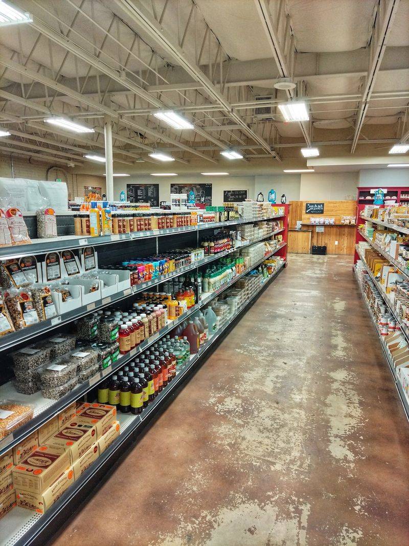 The Apple Creek Takeaway Is A Pantry With Possibilities