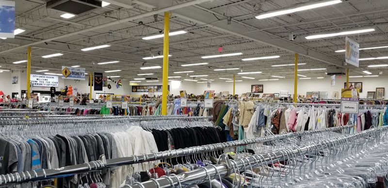 City Thrift Shawnee, Shawnee
