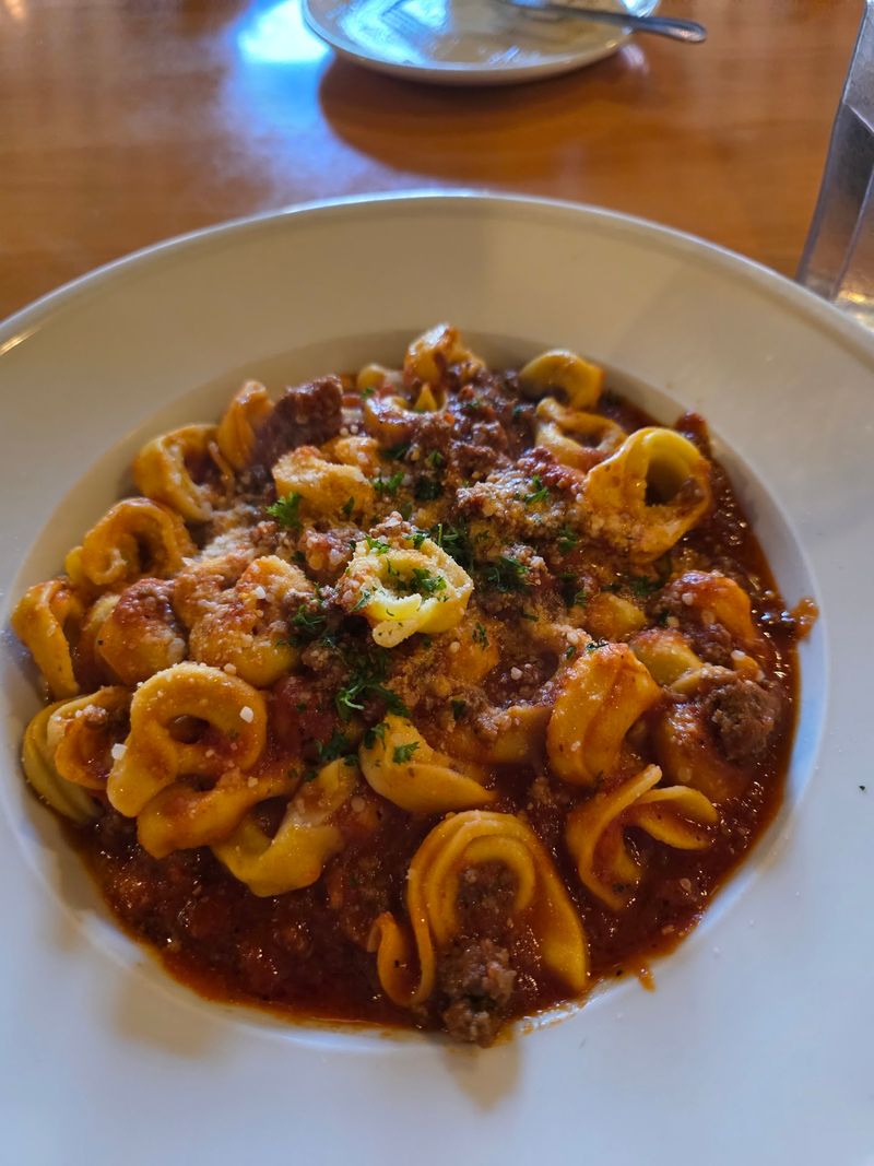 La Tavola Italian Eatery, Burlington