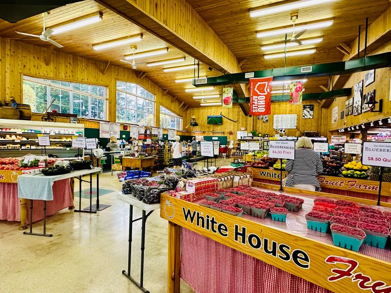 White House Fruit Farm Inc