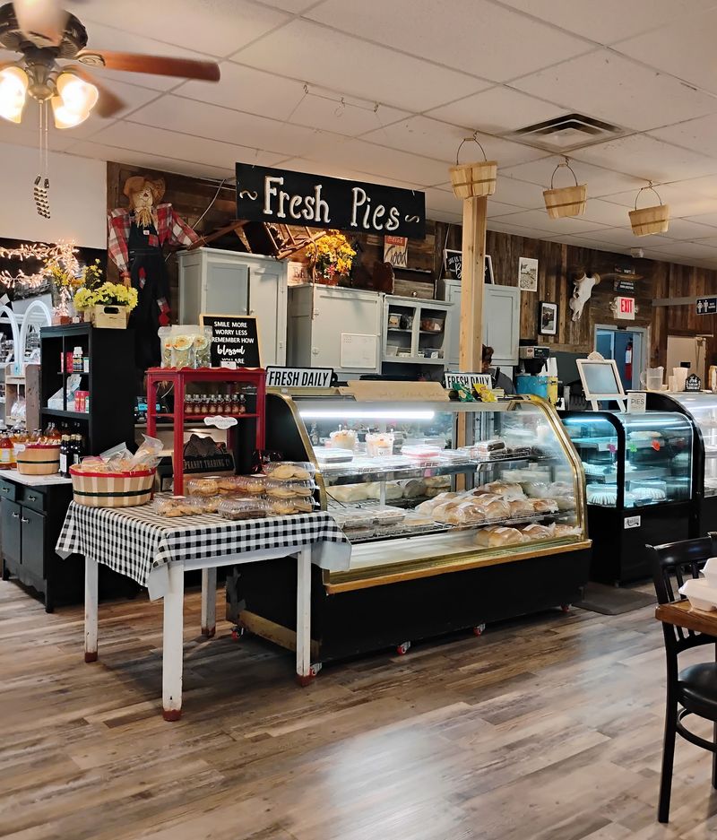 Amish Country Store & Restaurant