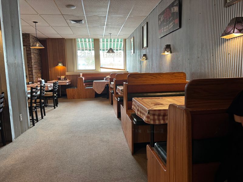 BobbyD's Merchant Street BBQ