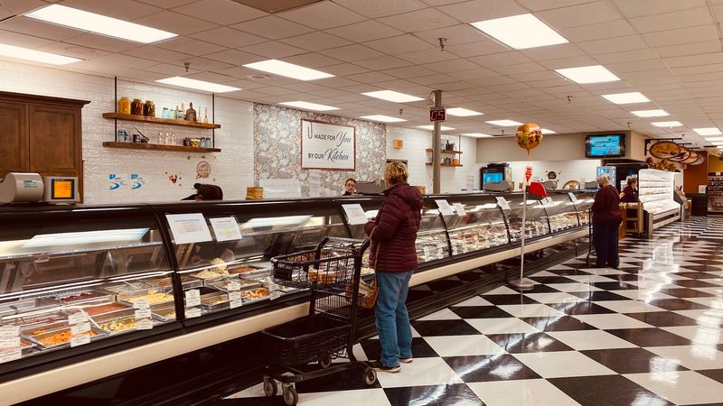 Wide Aisles and a Country Fair Mood