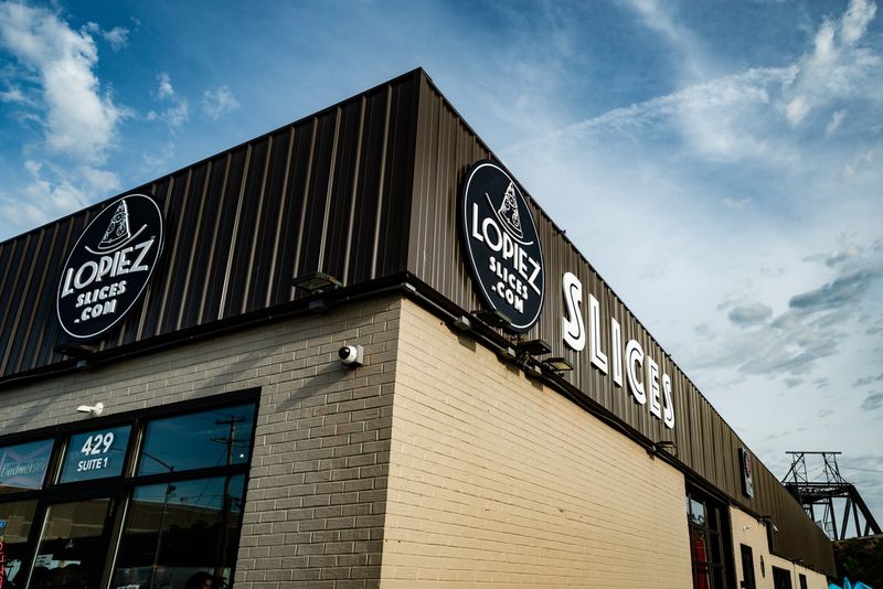 Lopiez Pizza, Davenport