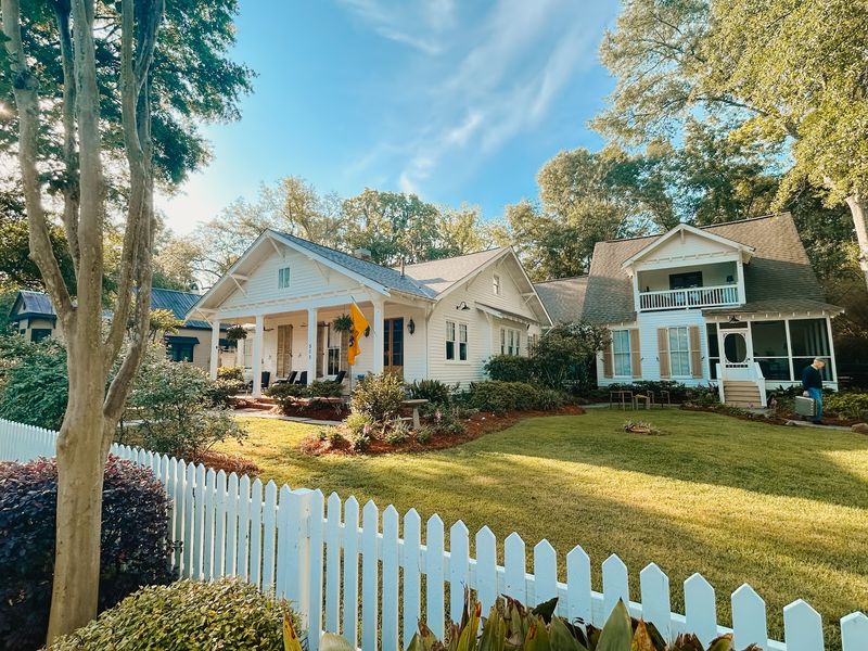 Blue Willow Bed And Breakfast