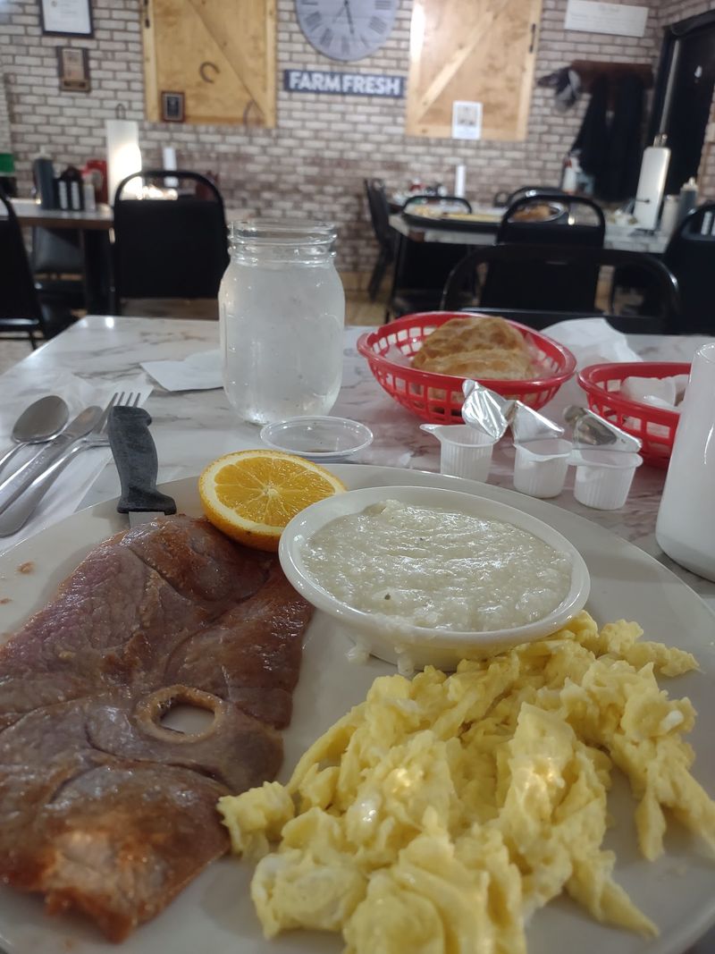 Pam's Farmhouse Restaurant