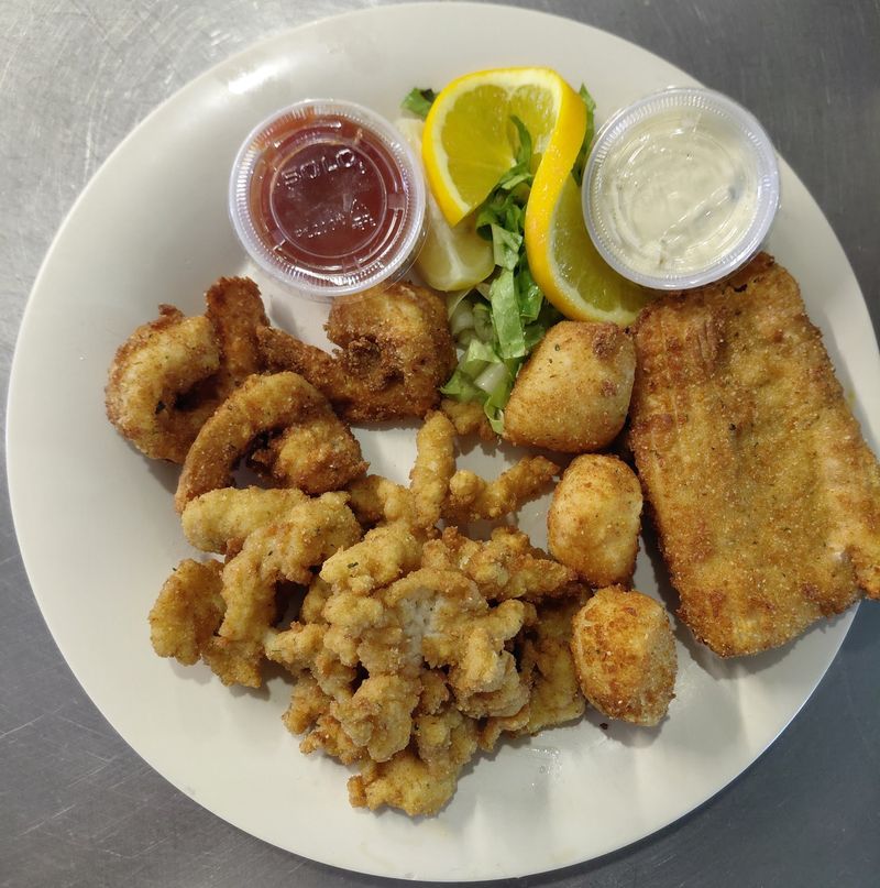 Cracked Conch Cafe