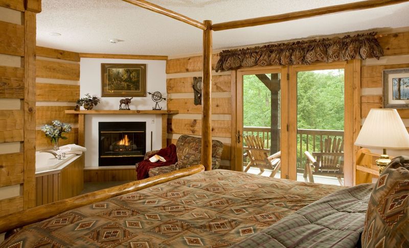 Fireside Suites Built For Doing Nothing