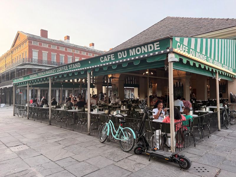 Cafe Du Monde