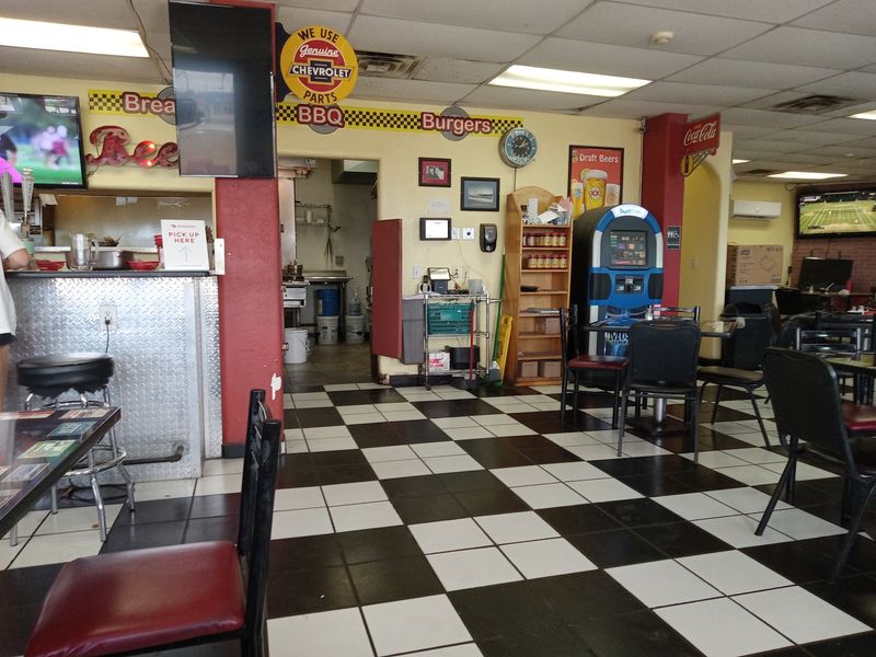 Dick's Cafe
