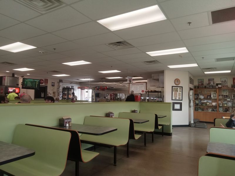 Milwaukee Wiener House, Famous since 1918., Sioux City, IA