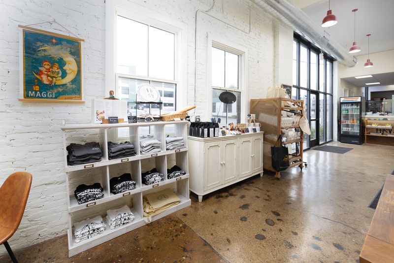 Two Fat Cats Bakery