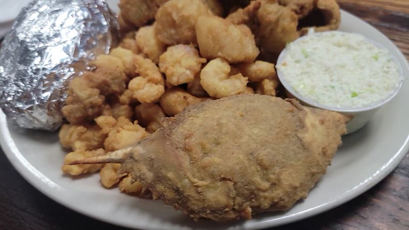 Mayflower Seafood Lenoir, Lenoir, NC