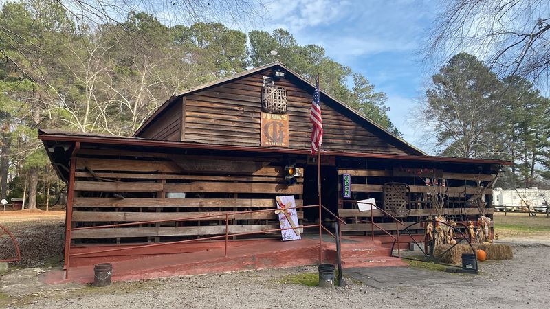 Roy's Country Corral, Lumberton, NC