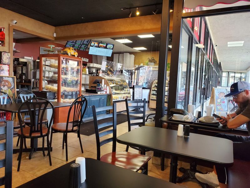 Best Regards Bakery & Cafe, Overland Park