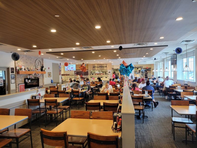 Golden Corral Buffet & Grill