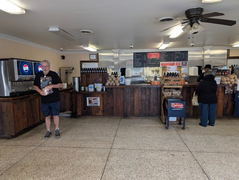 Counter Service With Hometown Warmth