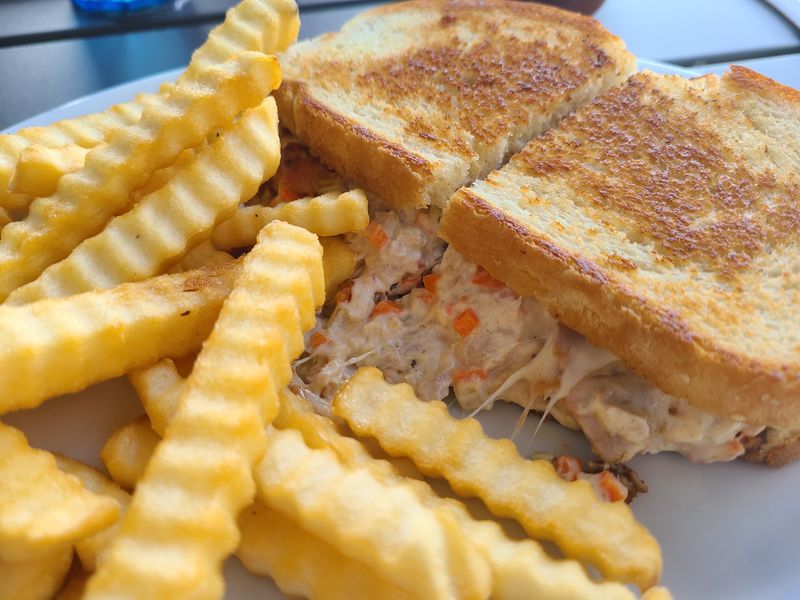 Lunch Sandwiches Worth Sticking Around For
