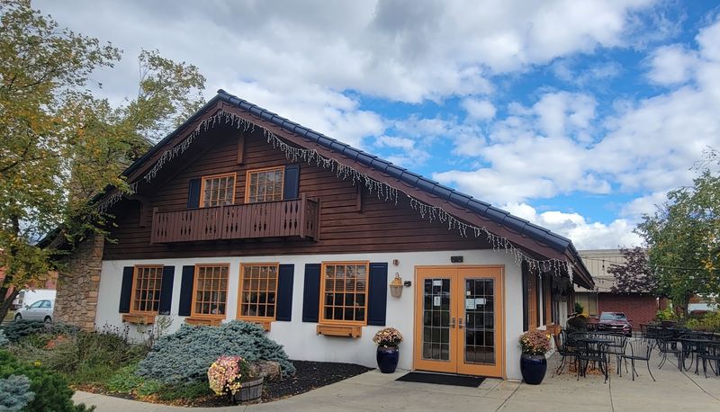 Zwahlen's Ice Cream & Chocolate Co.