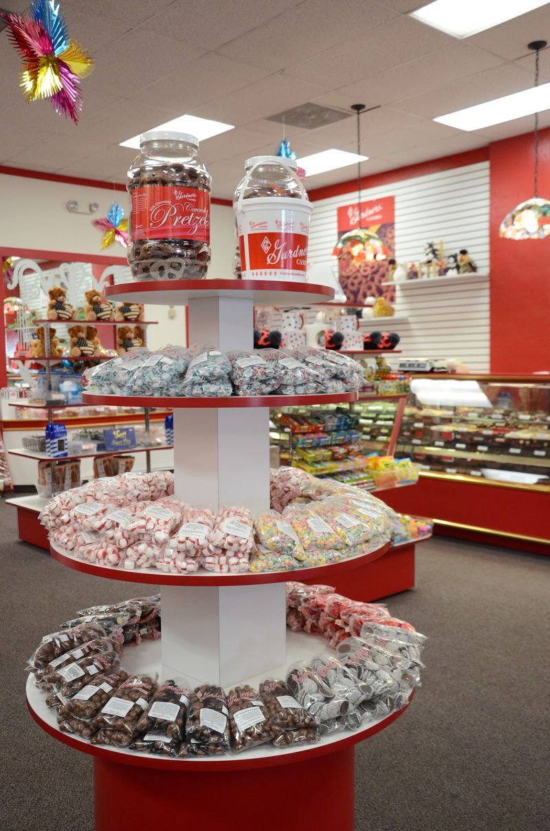 Kids Get Their Own Treasure Hunt at the Penny Candy Counter