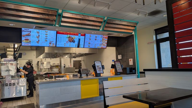 El Pollo Loco