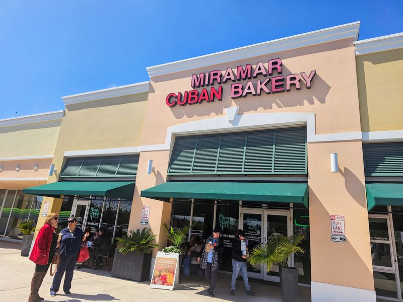Miramar Bakery, Hollywood, FL