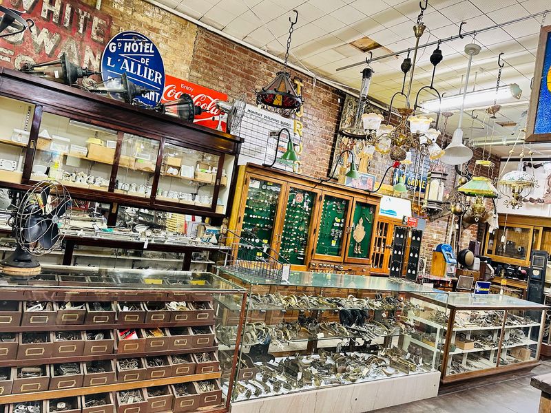 Smart Shopping and Fair Prices