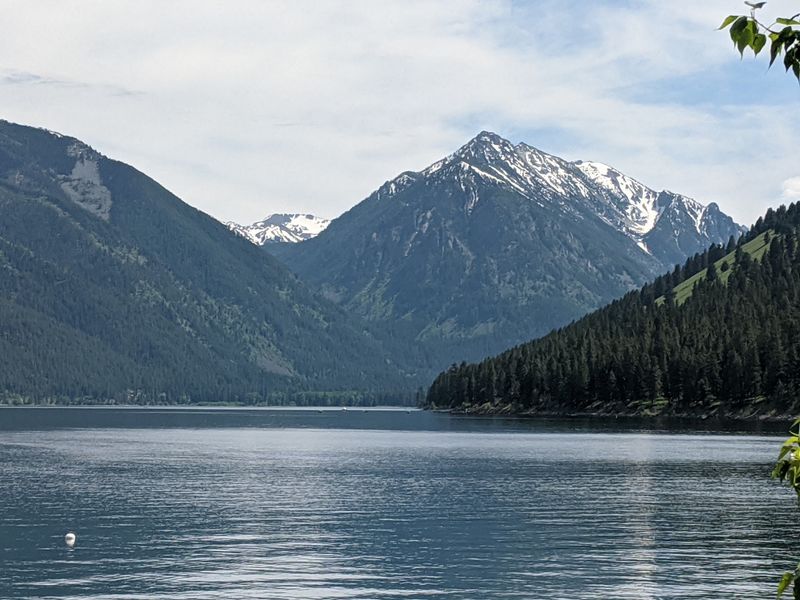 Rugged Peaks That Frame Every Single Photo