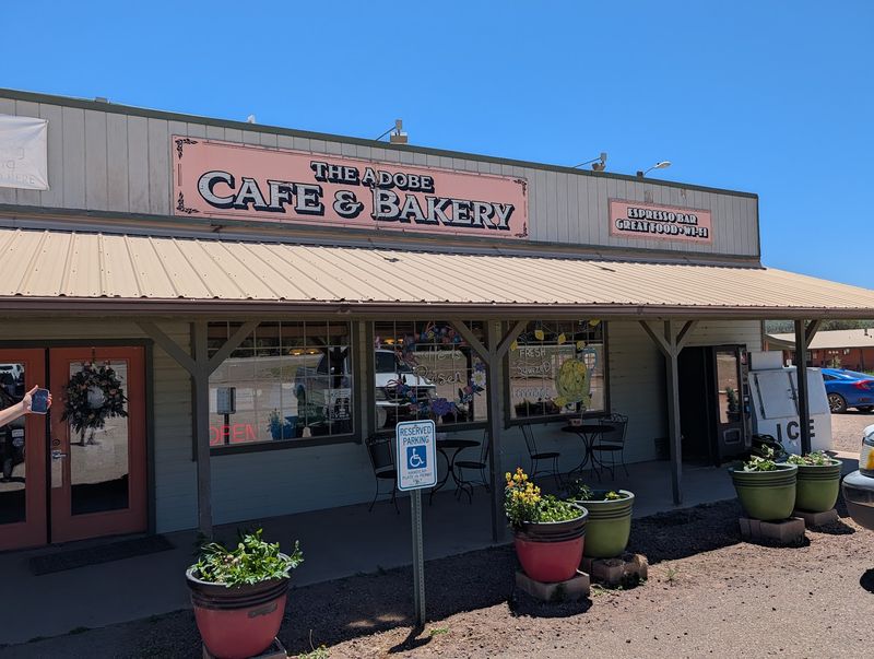 The Adobe Cafe & Bakery, Reserve