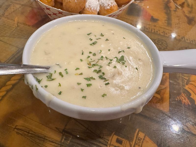 Chowders, Grits, and the Supporting Cast