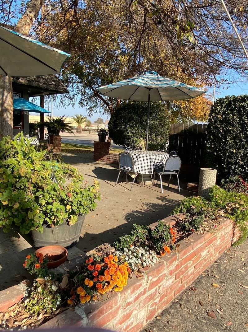 Salt Shakers, Antiques, and a Shady Patio