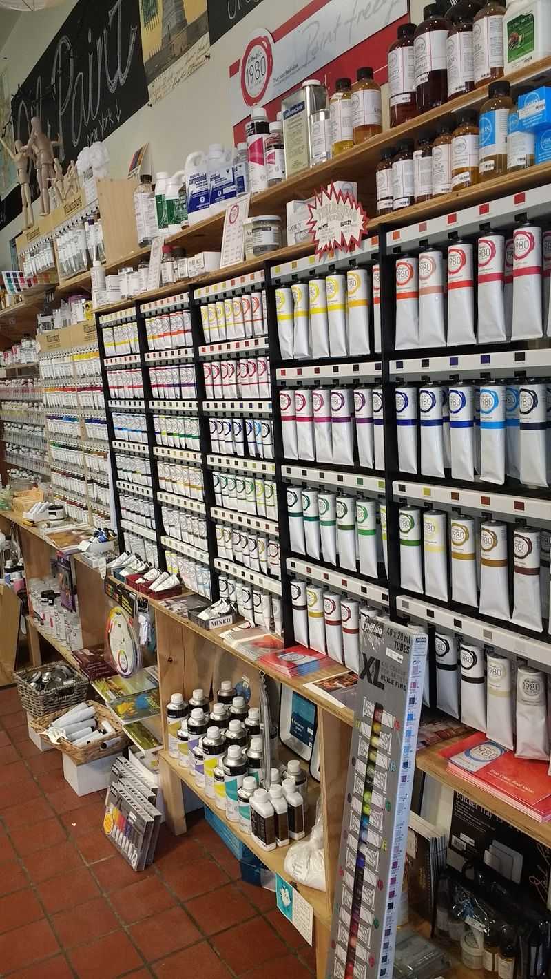 Mo's Art Supply NOLA