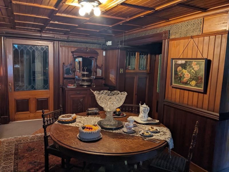 Your Guide Leads You Through Hundred And Ten Rooms So You Won't Get Lost