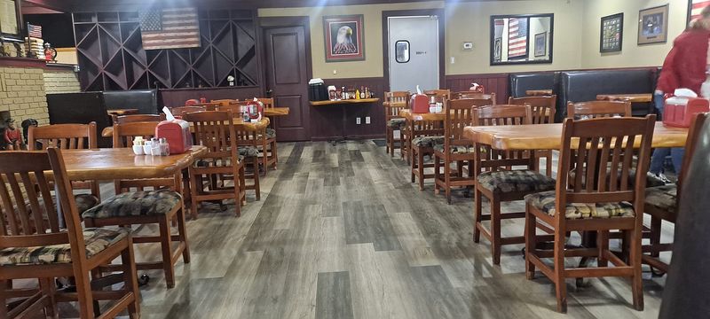 Hop In Cafe