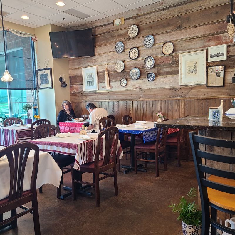 Plan Ahead With These Hours And Reservation Tips