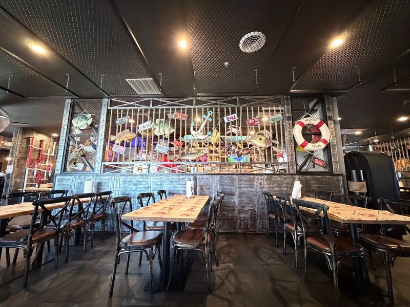 Meet The Seafood Boil Restaurant In Carriage Square