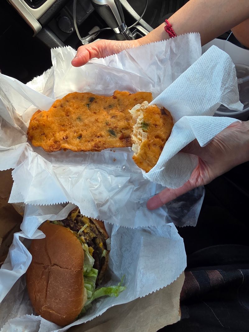 Miracle Fry Conchfritters