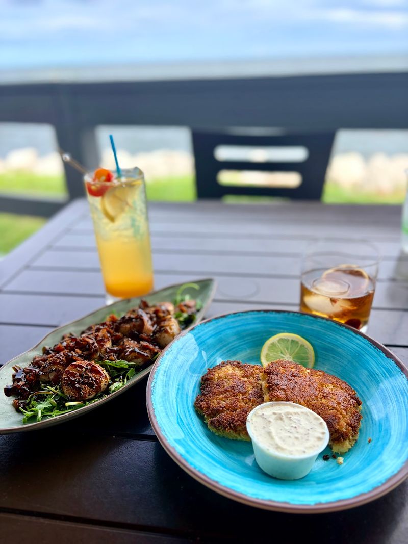 Driftwoods Coastal Grill