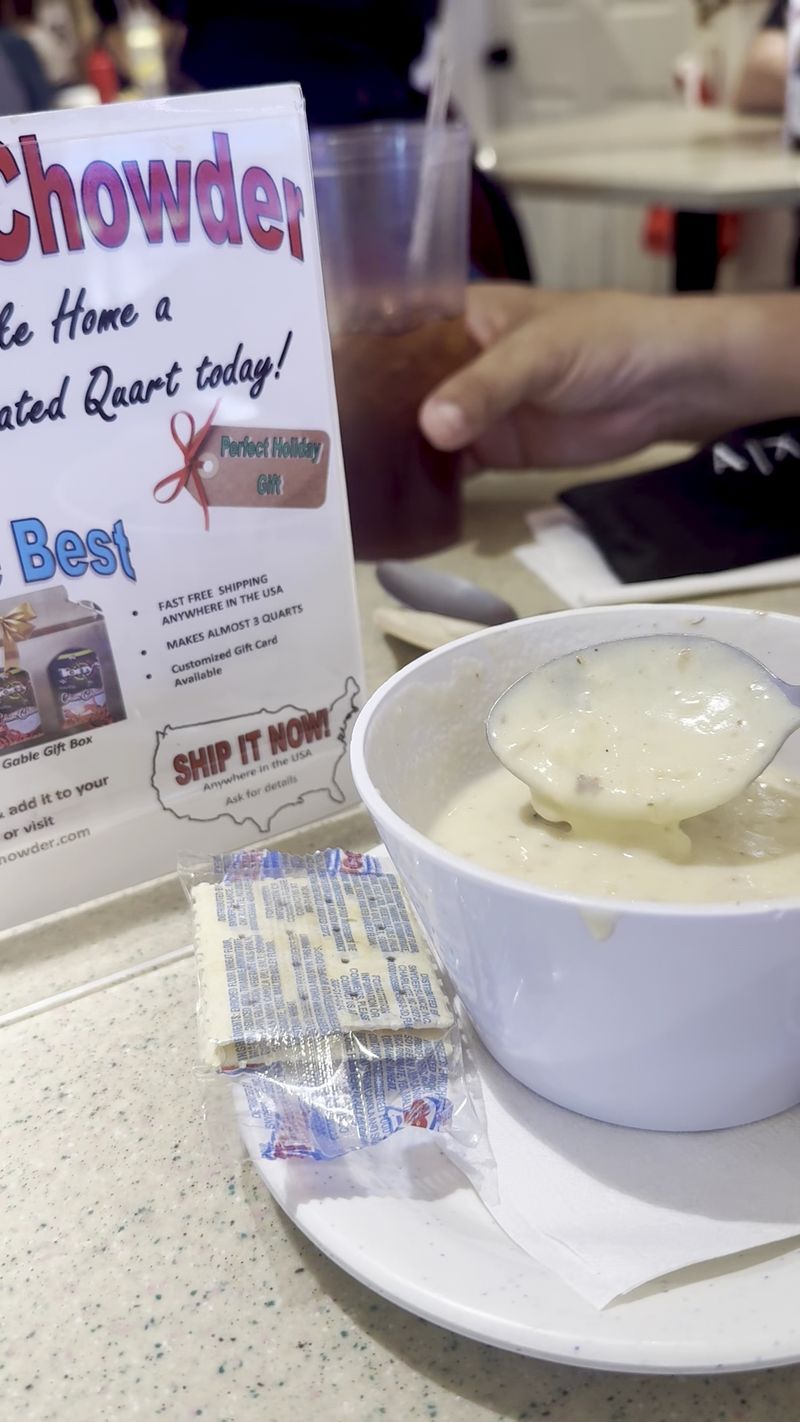Tonys Clam Chowder Seafood Restaurant, Mt Dora, FL