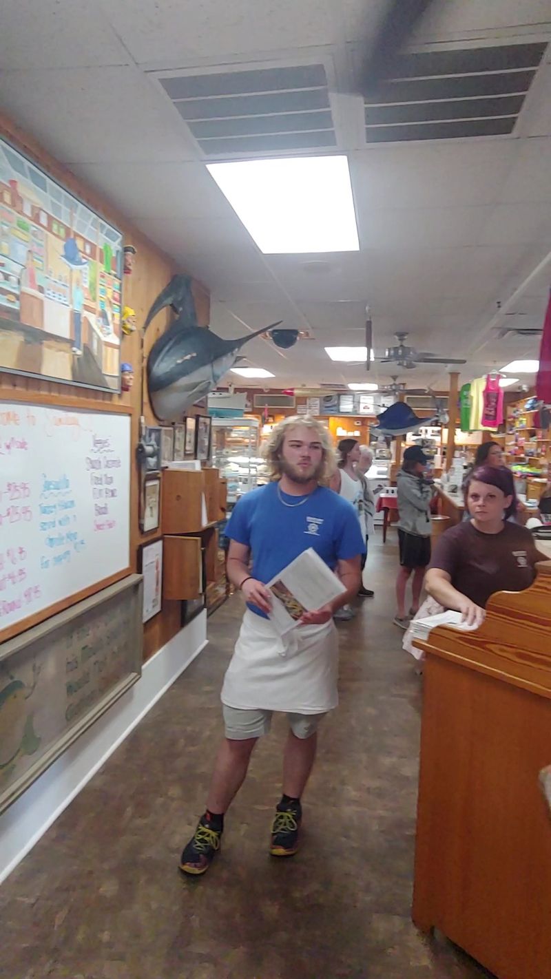 Friendly Servers and a Family Crowd