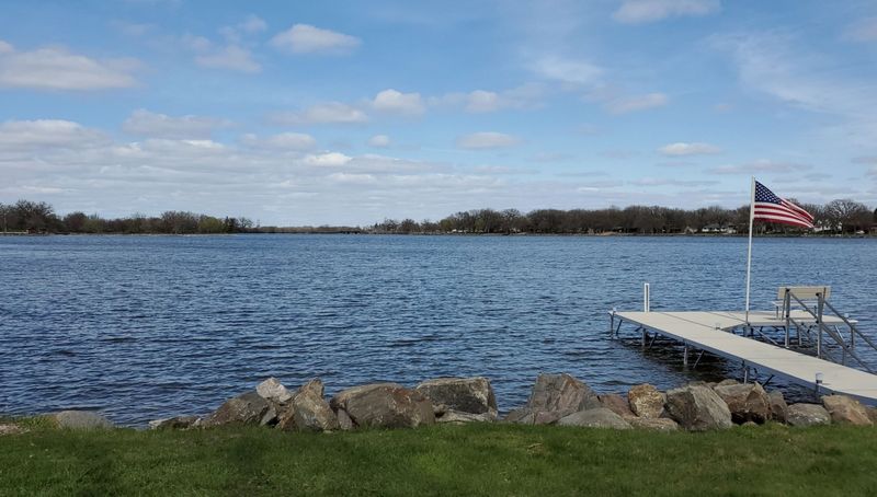 Emmetsburg, Five Island Lake