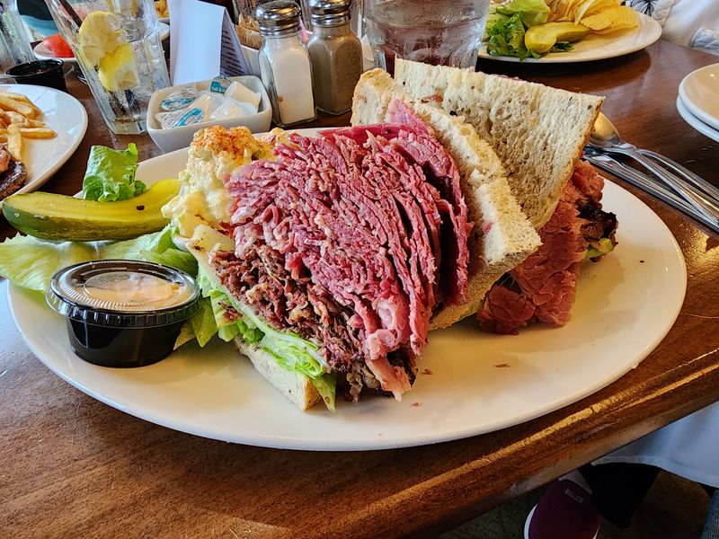 Joe's, A Fine Deli & Restaurant- Rocky River