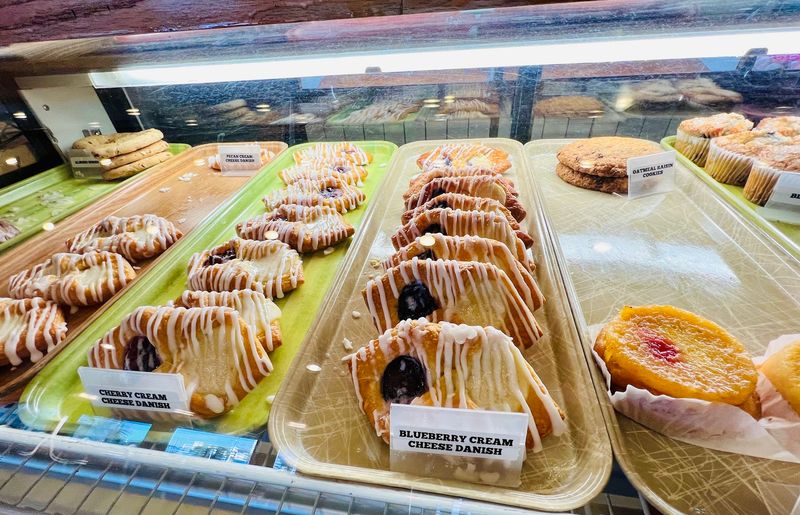 Donut Hole Bakery and Cafe, Destin, FL