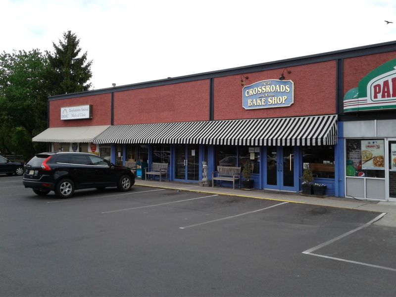 Crossroads Bake Shop