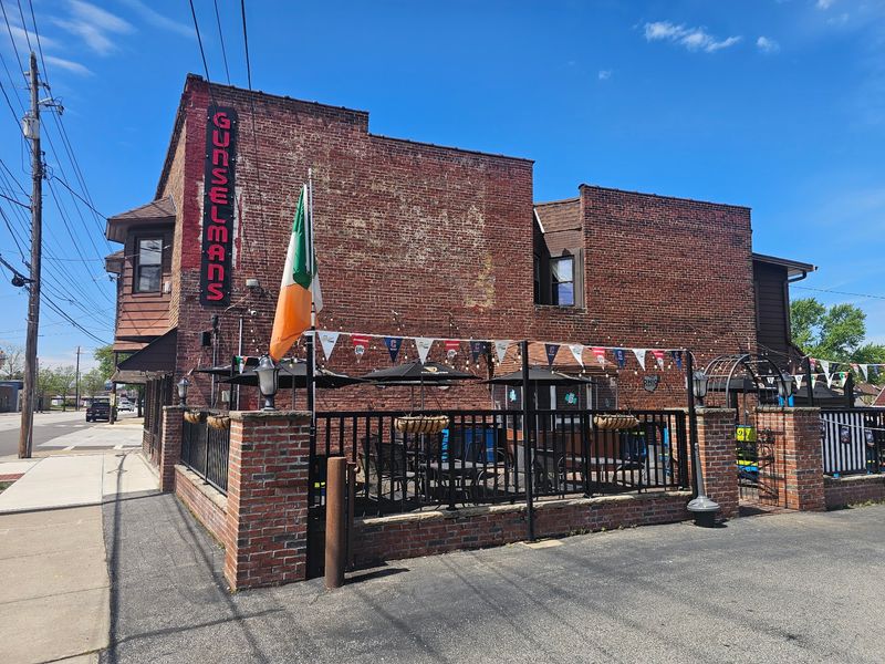 Gunselman's Tavern