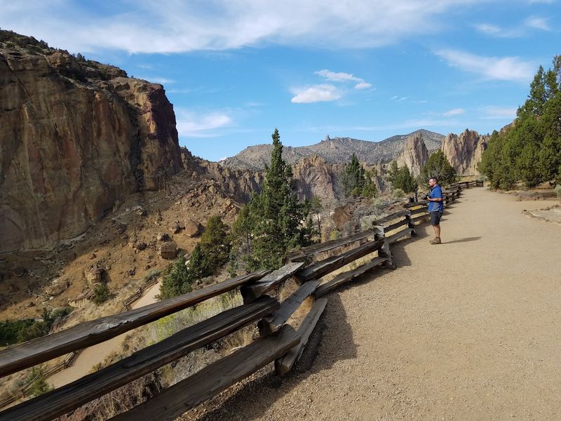 Riverside Paths And Rim Views For Every Pace