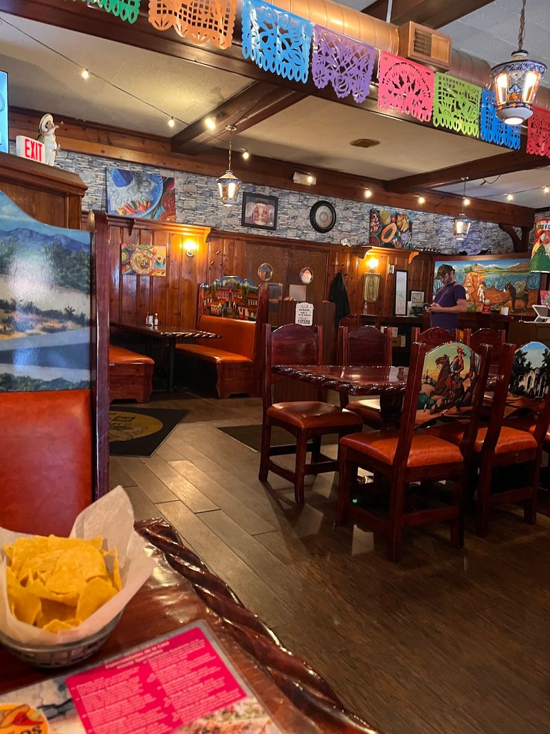 El Jalapeños Authentic Mexican Restaurant